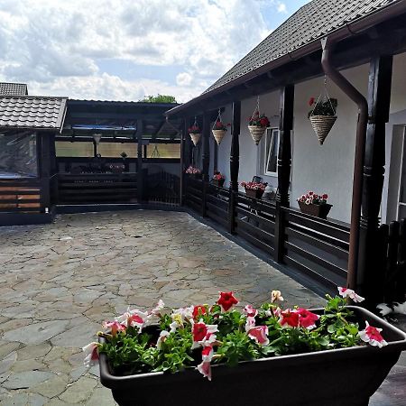 La Dory Appartement Satu Sugatag Buitenkant foto