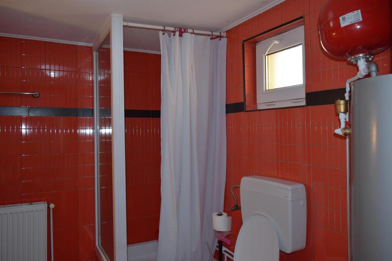 La Dory Appartement Satu Sugatag Buitenkant foto