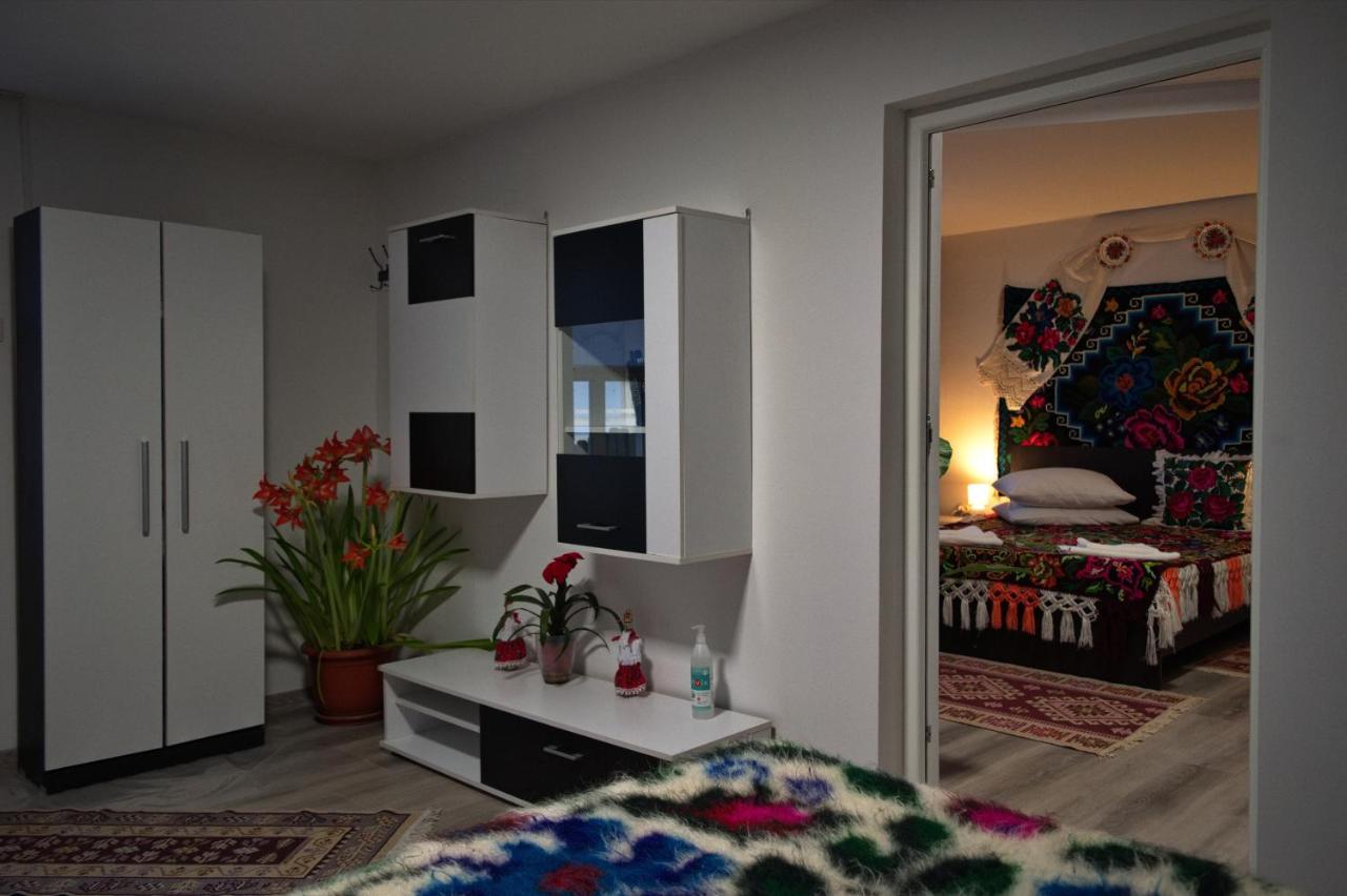La Dory Appartement Satu Sugatag Buitenkant foto